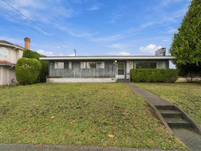 House for sale in Coquitlam, Coquitlam, 747 Poirier Street, 263201288 | Realtylink.org